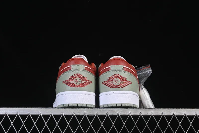 All categories Air Jordan Jordan series basketball shoes Air Jordan 1 Low Air Jordan 1 Low AJ1 Joe 1 white green red low-top cultural casual sneakers 553558-133